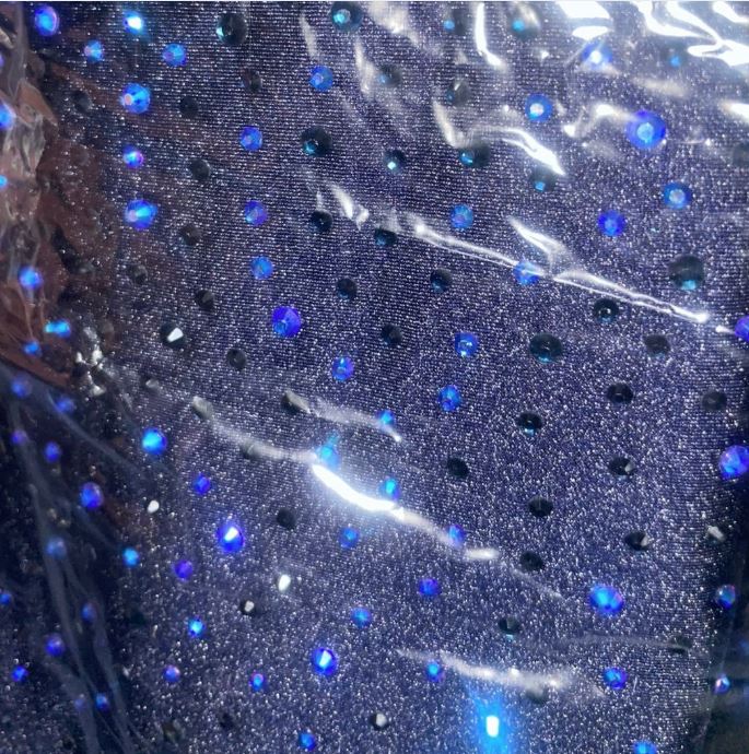 3018